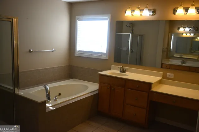 $3,200 | 7801 Waterlace Drive, Fairburn, GA 30213