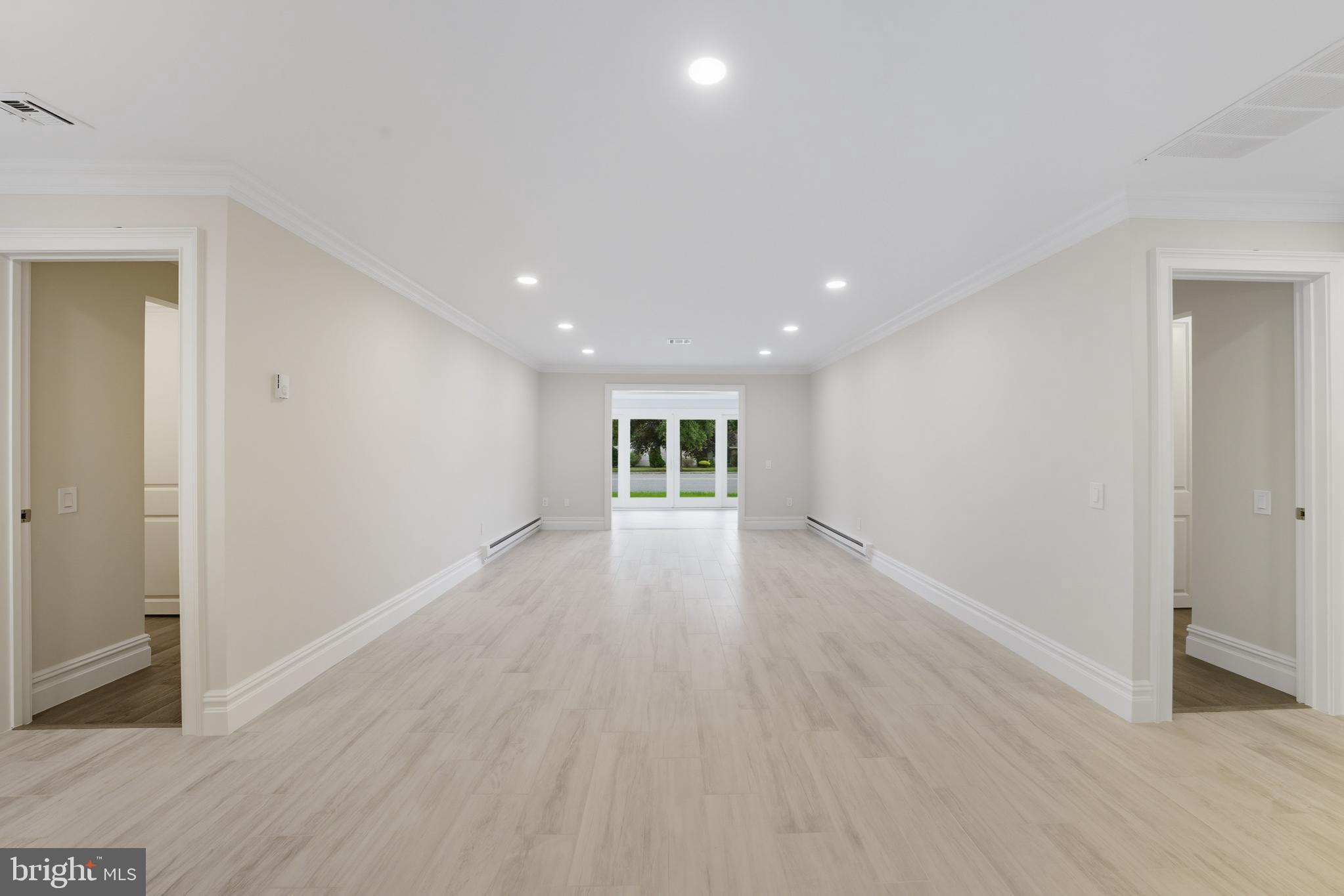 172B Warren Road Monroe Township, NJ 08831 - Photo 3 of 30 Gallery Image 3