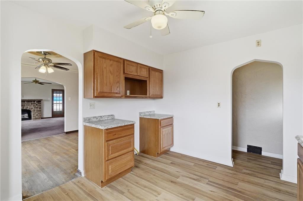 3111 Willett Road Pittsburgh, PA 15227 - Photo 10 of 39 Gallery Image 10