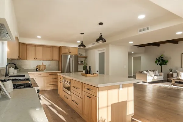 $1,679,000 | 13601 Carroll Way, Tustin, CA 92780