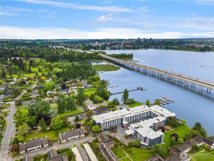$498,000 | 2501 Canterbury Lane East, Unit 319, Seattle, WA 98112