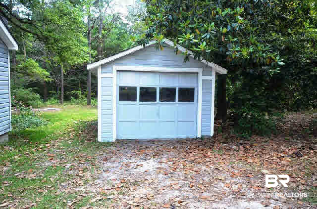 4611 Oak Ridge Road Mobile, AL 36609 - Photo 3 of 17