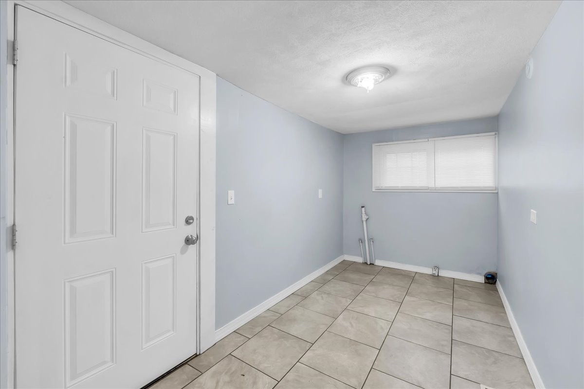 807 Perrigan Lane Manchester, TN 37355 - Photo 31 of 44 a view of an empty room