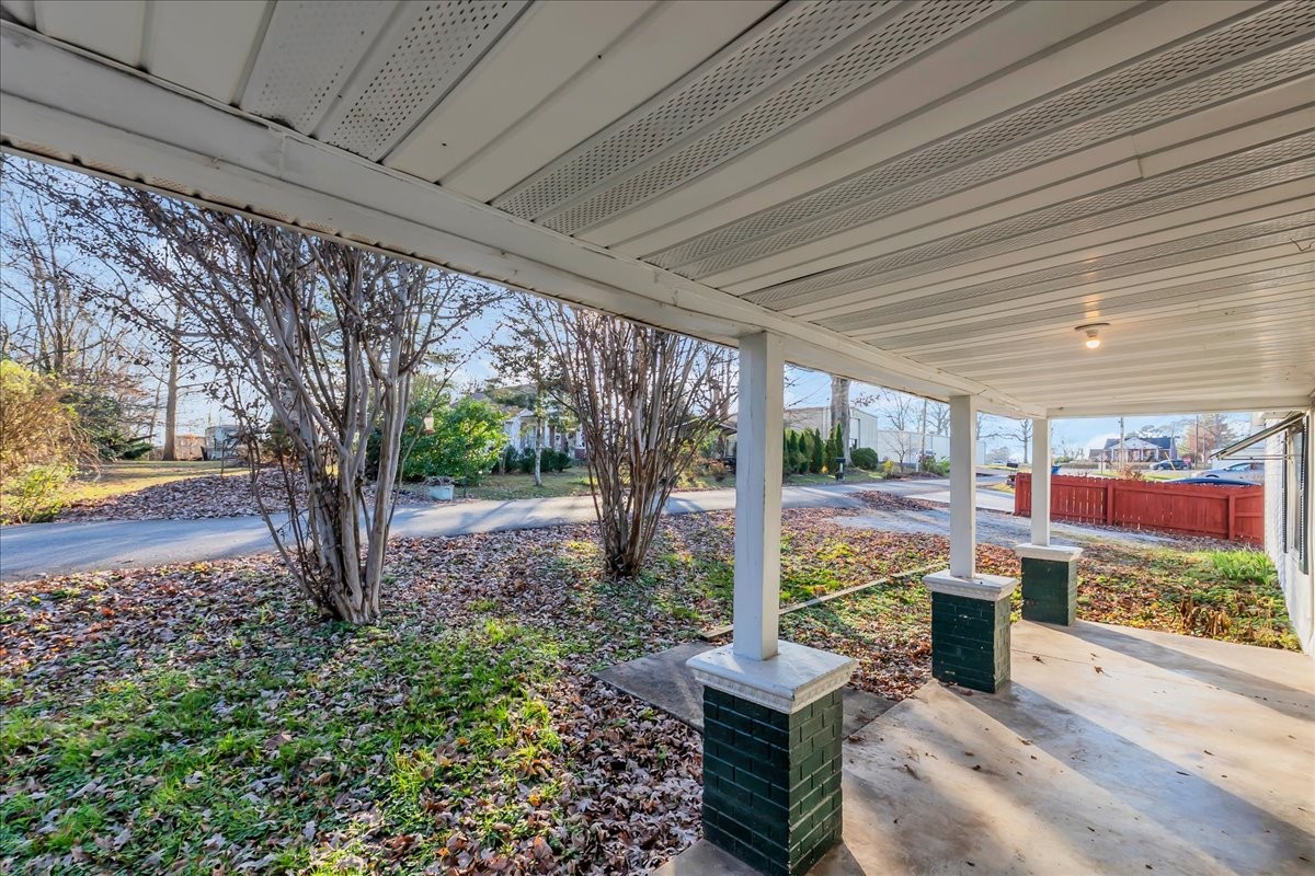 807 Perrigan Lane Manchester, TN 37355 - Photo 33 of 44 a view of backyard with plants and outdoor seating