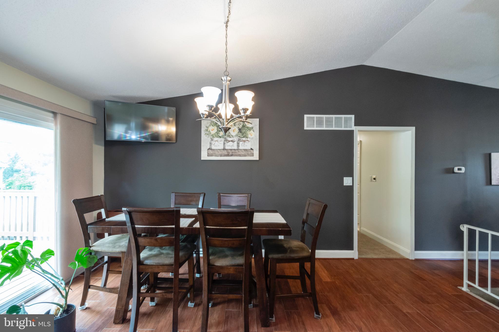 8256 Brattle Road Pikesville, MD 21208 - Photo 18 of 33 Gallery Image 18