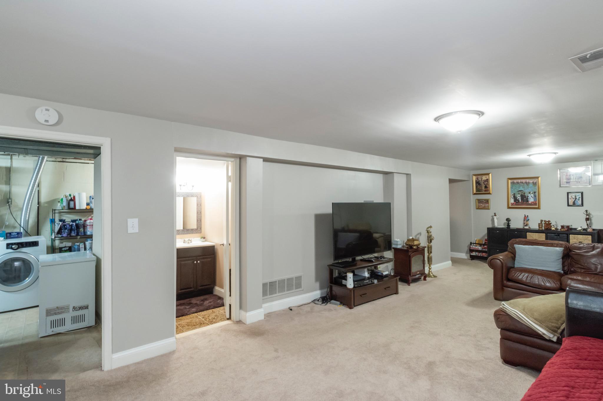 8256 Brattle Road Pikesville, MD 21208 - Photo 30 of 33 Gallery Image 30