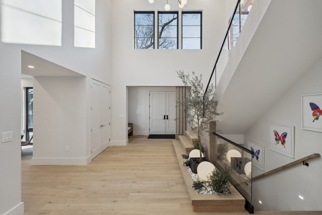 9 Bellevue Road Wellesley, MA 02481 - Photo 5 of 38