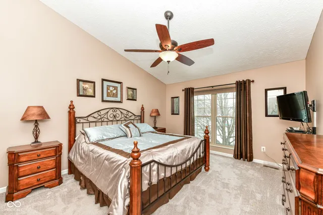 $425,000 | 13190 Knollwood Place, Fishers, IN 46038