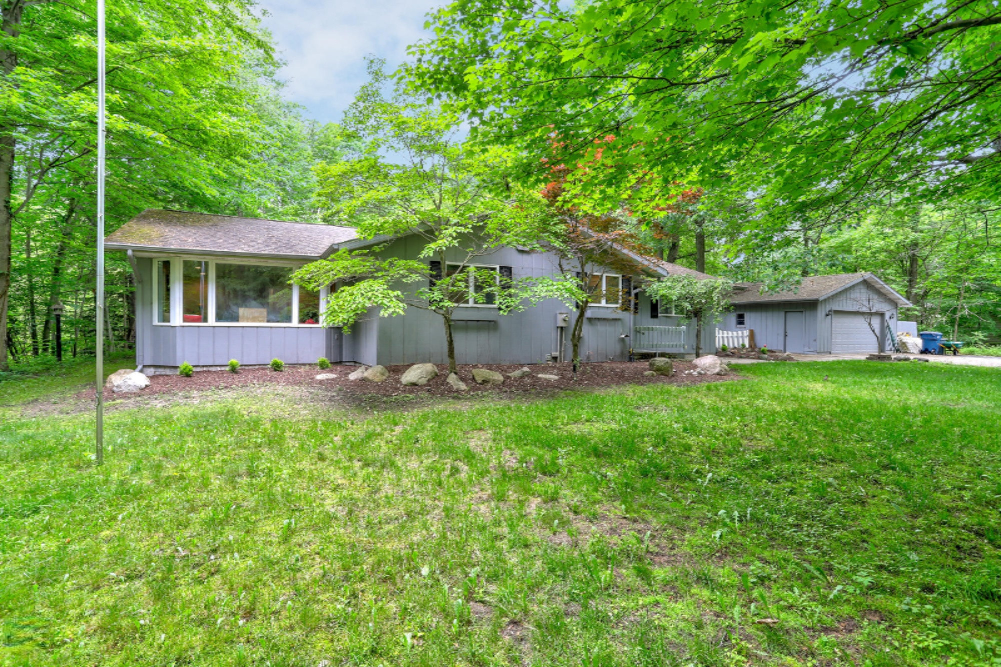 6131 Stringer Road Fruitport, MI 49415 - Photo 2 of 49 6131 Stringer Rd, Fruitport-48