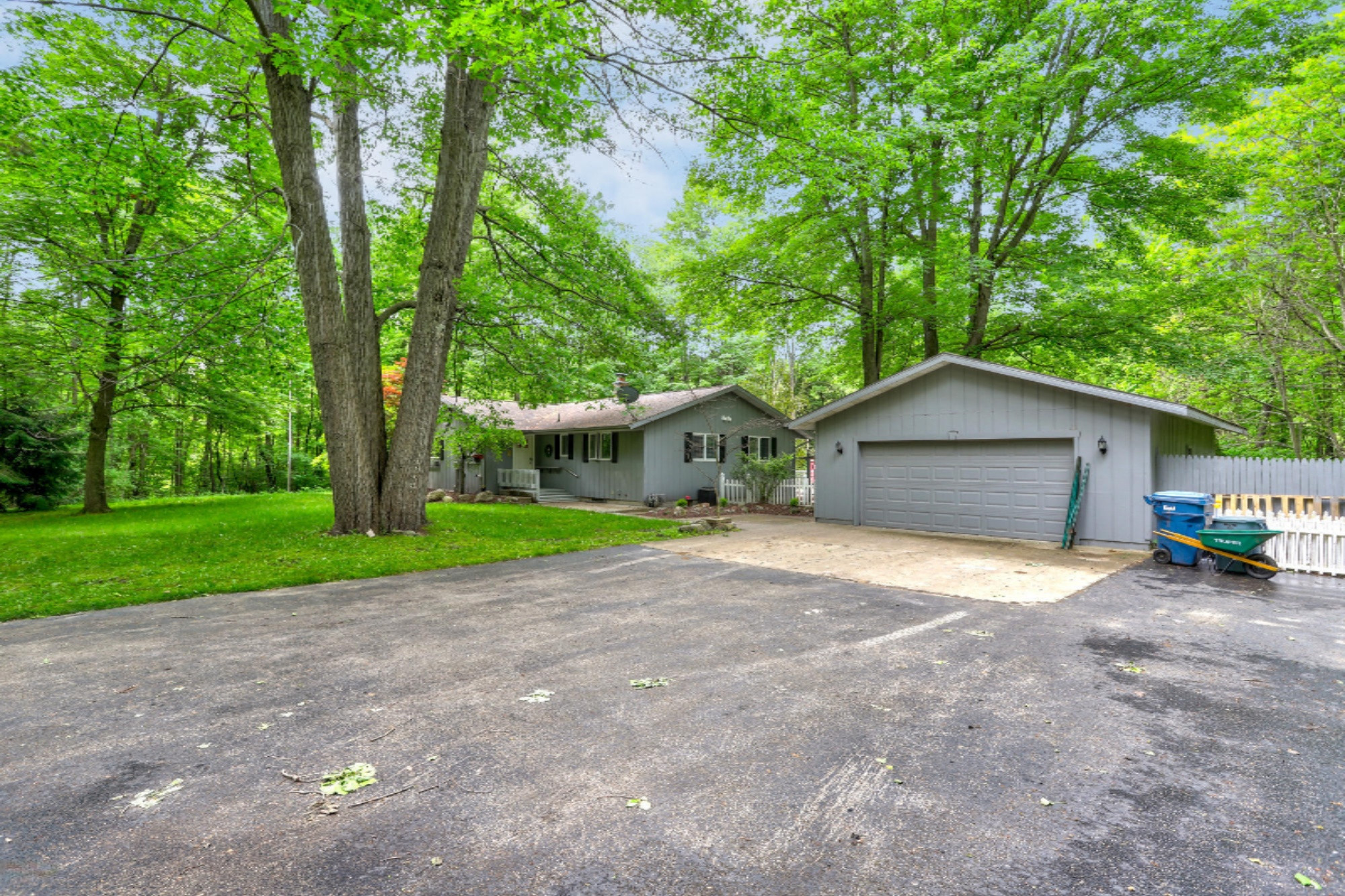 6131 Stringer Road Fruitport, MI 49415 - Photo 40 of 49 6131 Stringer Rd, Fruitport-46