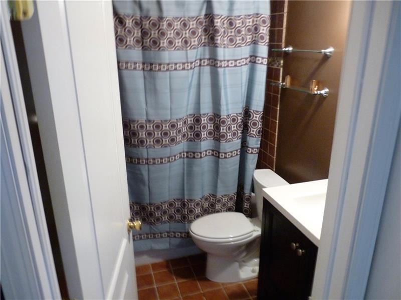 549 Jefferson Road Pittsburgh, PA 15235 - Photo 8 of 23 Gallery Image 8