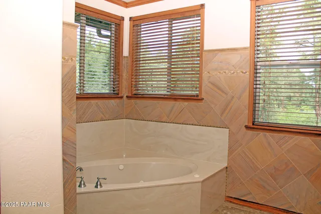 a bathroom with a bathtub