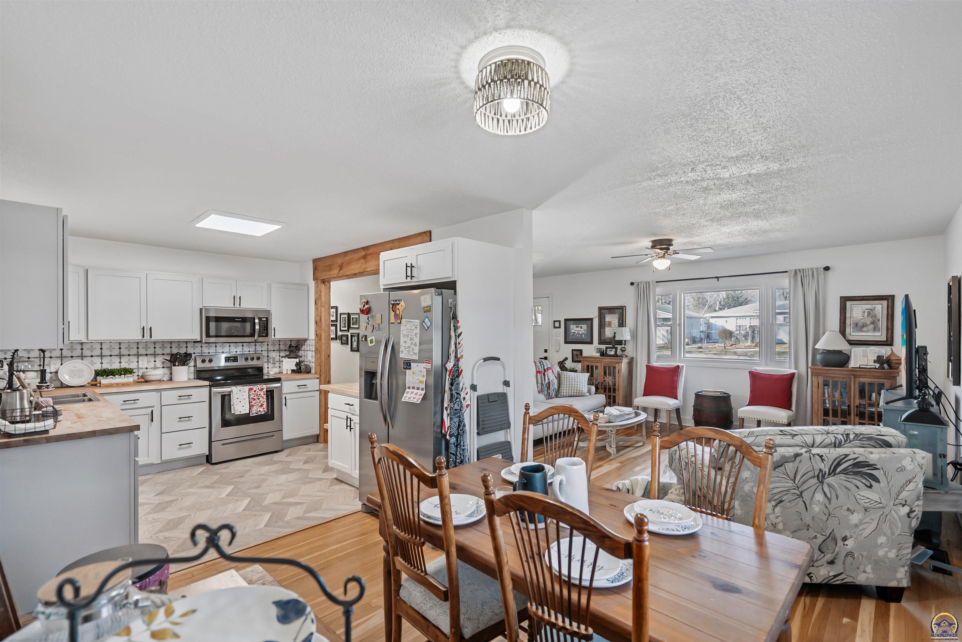 4801 Southwest 20th Street Topeka, KS 66604 - Photo 11 of 40