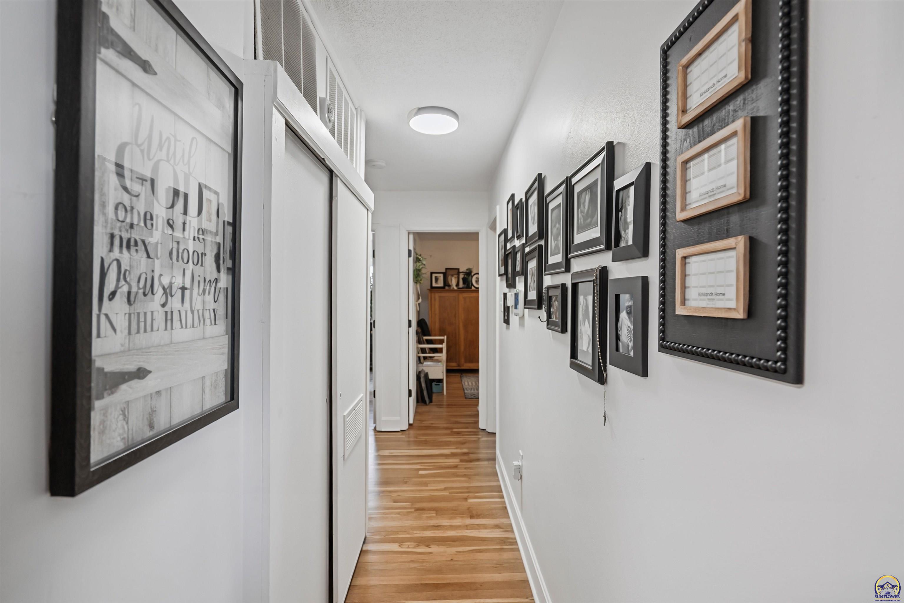 4801 Southwest 20th Street Topeka, KS 66604 - Photo 18 of 40