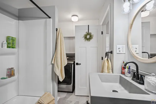 $204,500 | 4801 Southwest 20th Street, Topeka, KS 66604