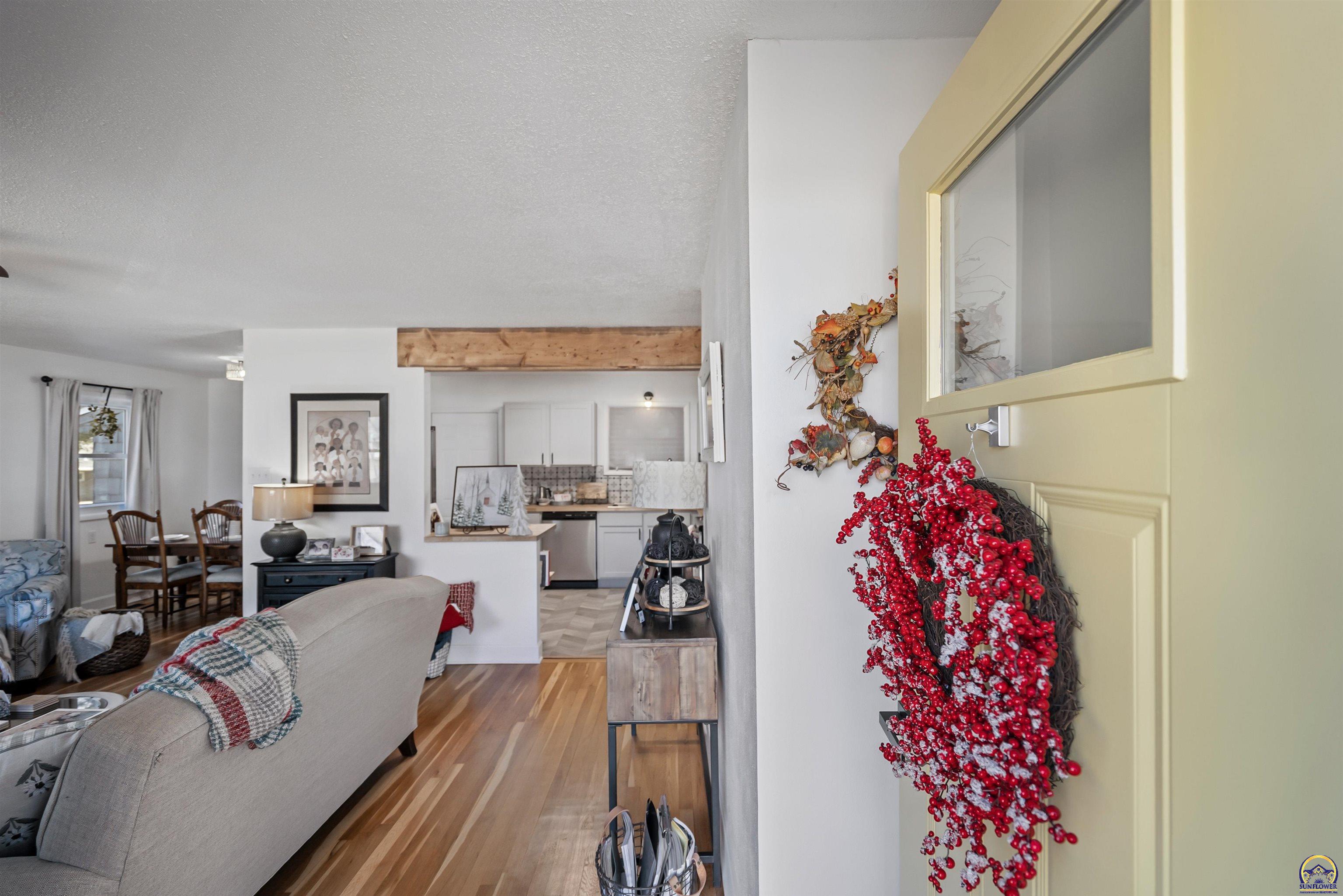 4801 Southwest 20th Street Topeka, KS 66604 - Photo 6 of 40