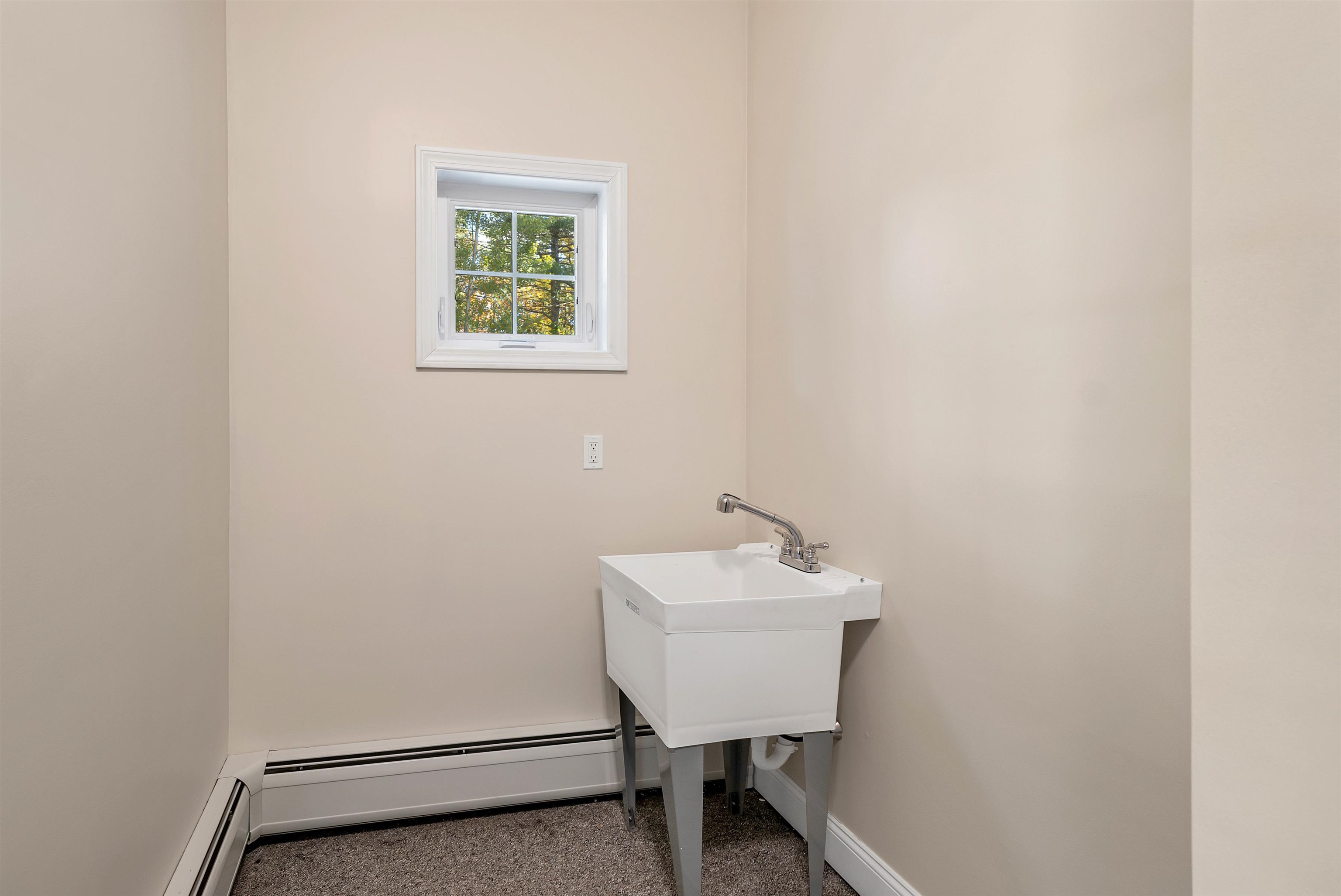 189 Dandiview Road Conway, NH 03860 - Photo 20 of 52
