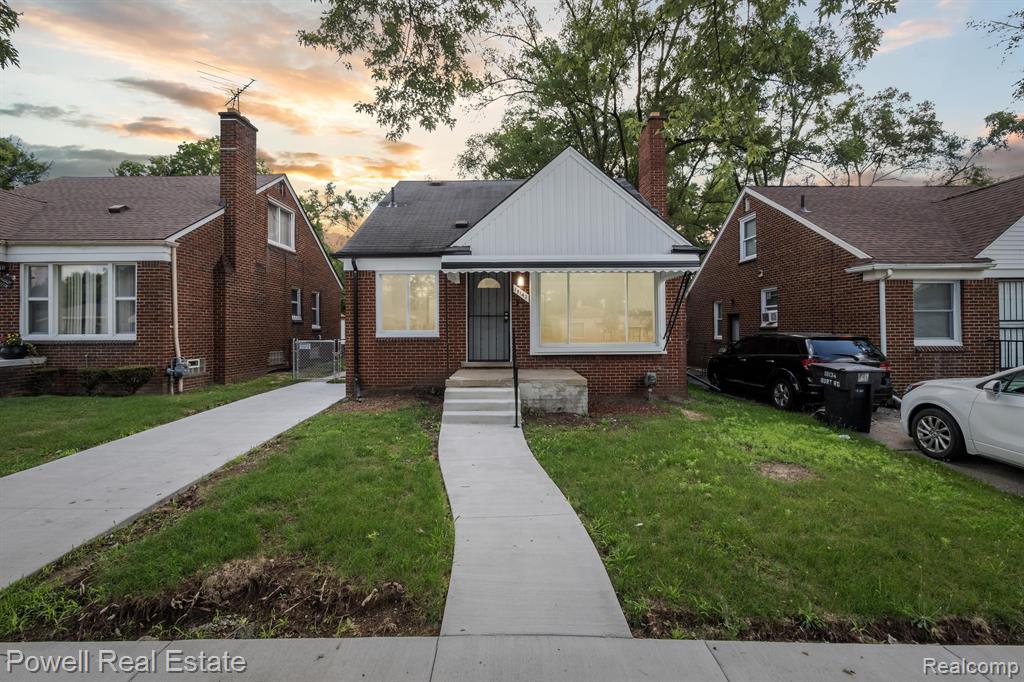19142 Burt Road Detroit, MI 48219 - Photo 1 of 23