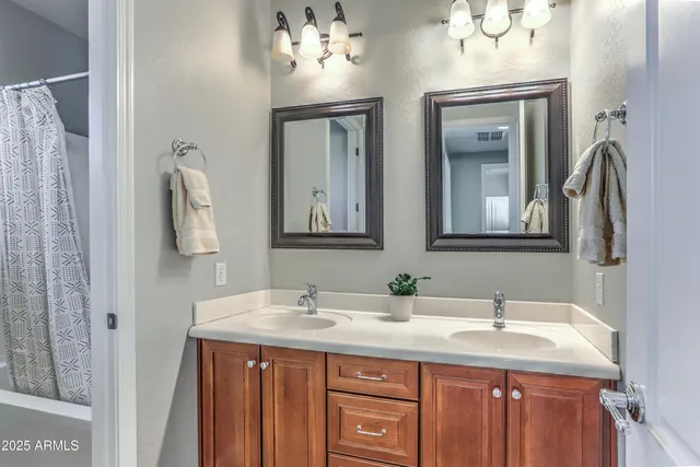 $1,125,000 | 21621 North 39th Terrace, Phoenix, AZ 85050