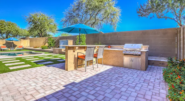 $1,125,000 | 21621 North 39th Terrace, Phoenix, AZ 85050