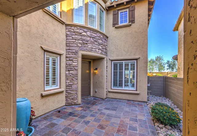 $1,125,000 | 21621 North 39th Terrace, Phoenix, AZ 85050
