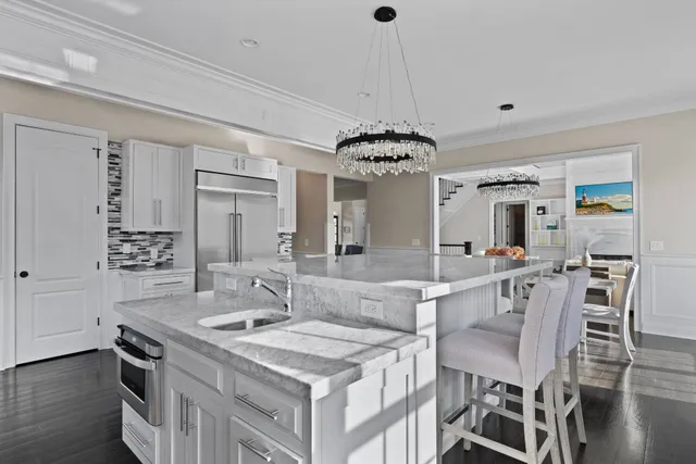 a view of a dining room and livingroom view