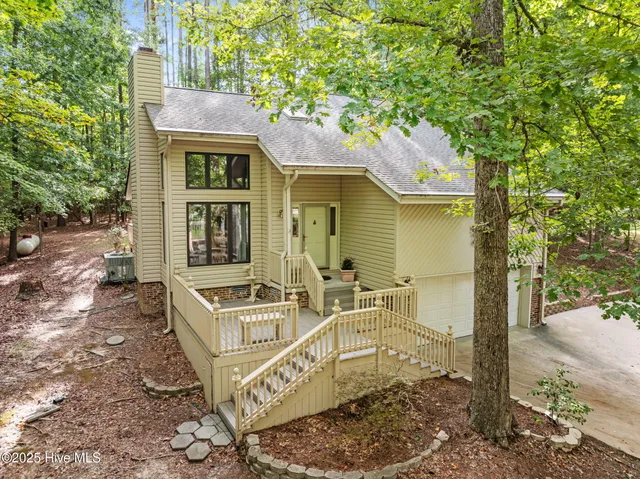 $327,000 | 126 Hill Creek Road, Chocowinity, NC 27817