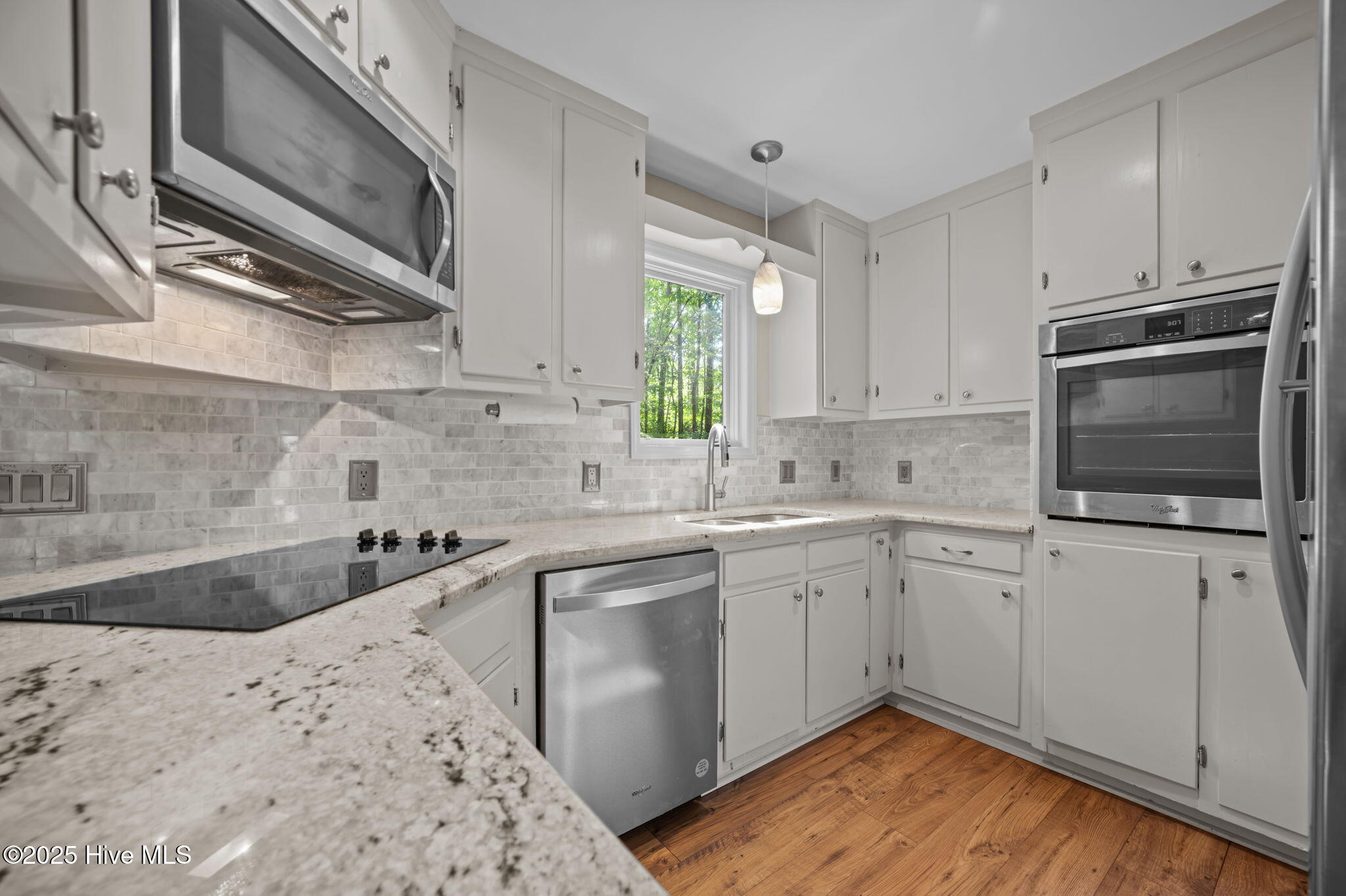 126 Hill Creek Road Chocowinity, NC 27817 - Photo 15 of 52 Granite Counter Tops