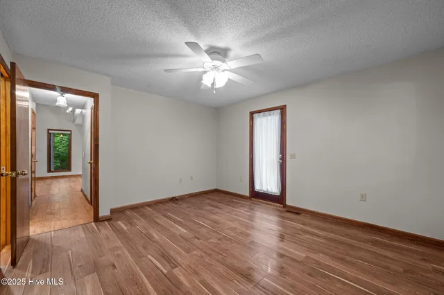 $327,000 | 126 Hill Creek Road, Chocowinity, NC 27817