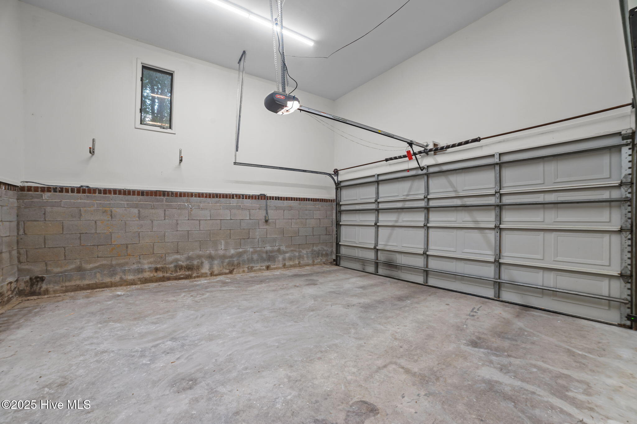 126 Hill Creek Road Chocowinity, NC 27817 - Photo 34 of 52 Garage