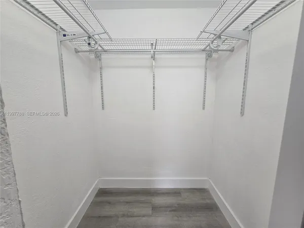 $1,900 | 4550 Northwest 9th Street, Unit 311E, Miami, FL 33126