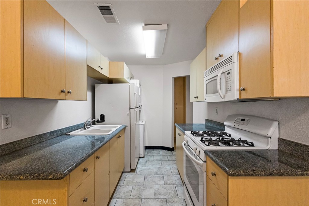 2232 Park Avenue Oroville, CA 95966 - Photo 8 of 55 2232 Park Ave