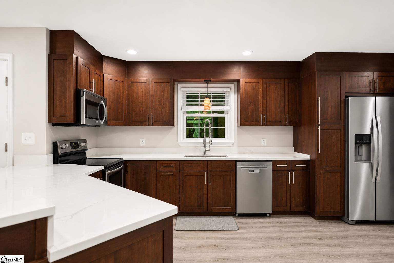 308 Charing Cross Road Taylors, SC 29687 - Photo 8 of 16