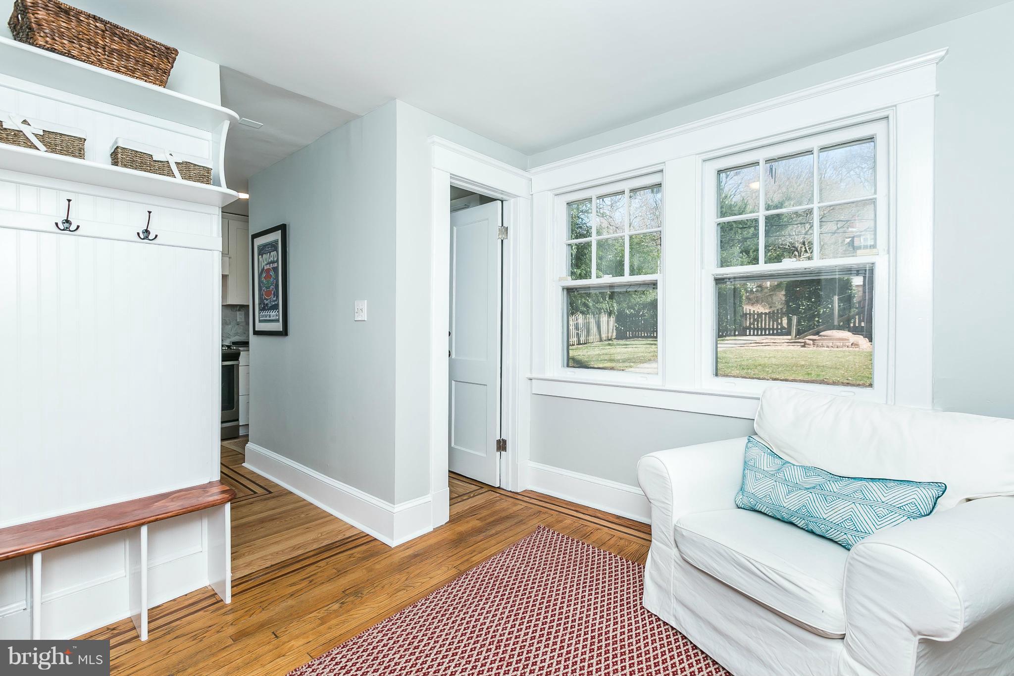 5007 Falls Rd Terrace Baltimore, MD 21210 - Photo 14 of 30 a living room with furniture and a window