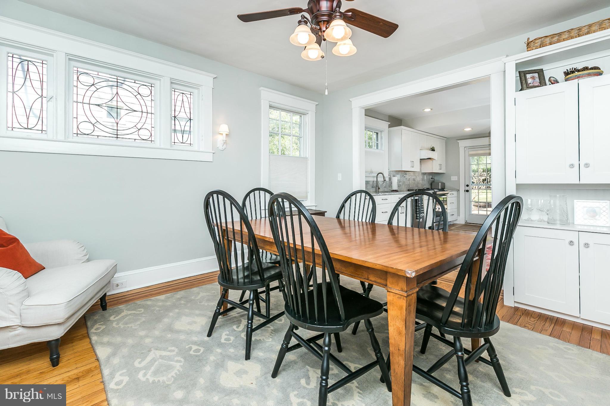 5007 Falls Rd Terrace Baltimore, MD 21210 - Photo 10 of 30 a dining room with furniture and window