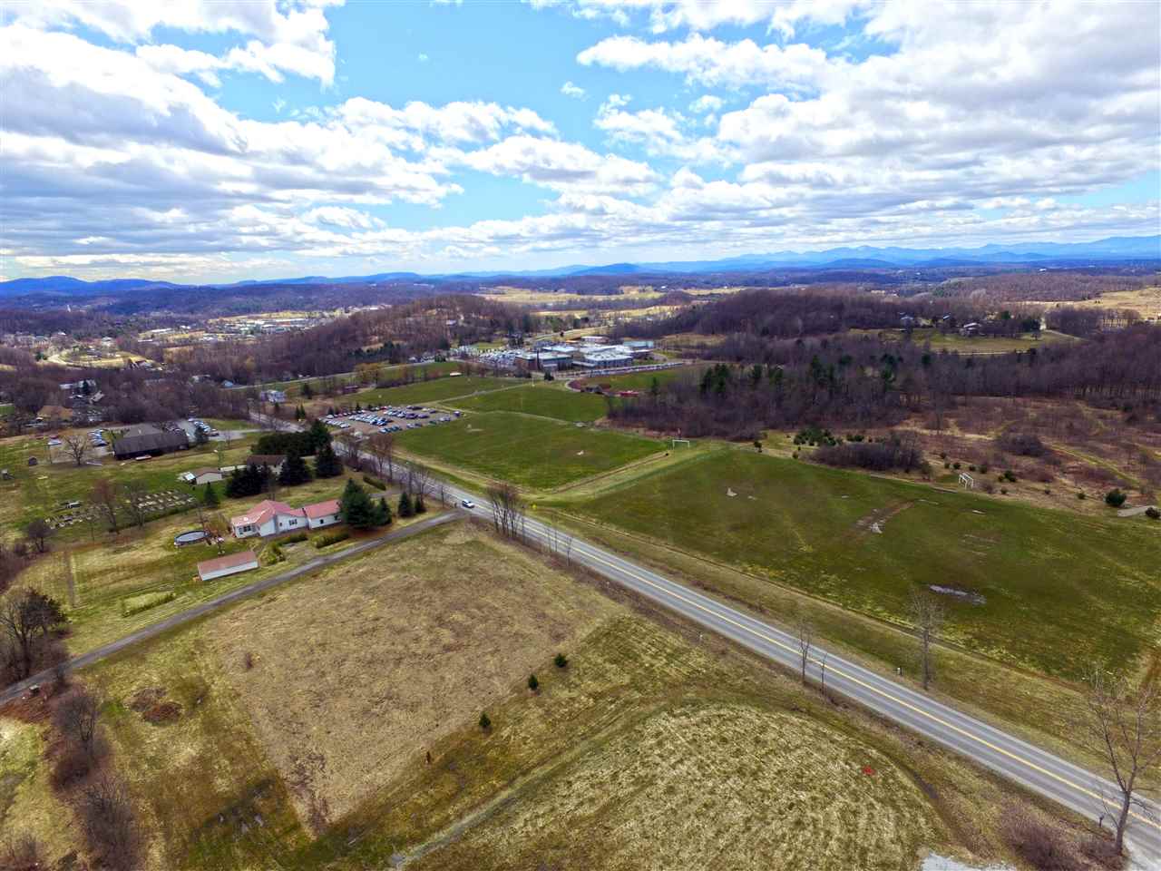 320 Pond Road Hinesburg, VT 05461 - Photo 3 of 35