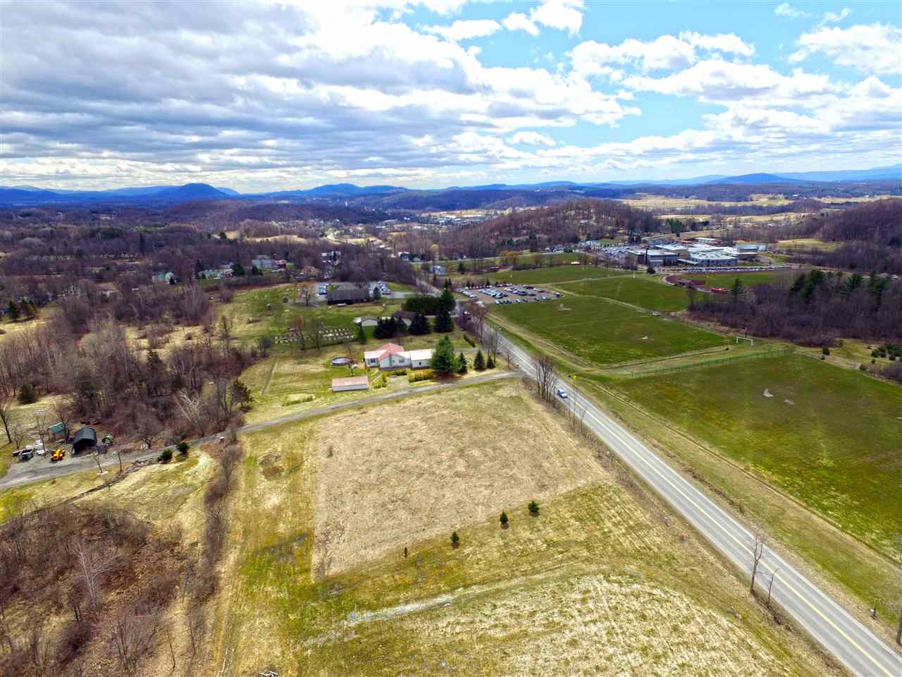 320 Pond Road Hinesburg, VT 05461 - Photo 8 of 35