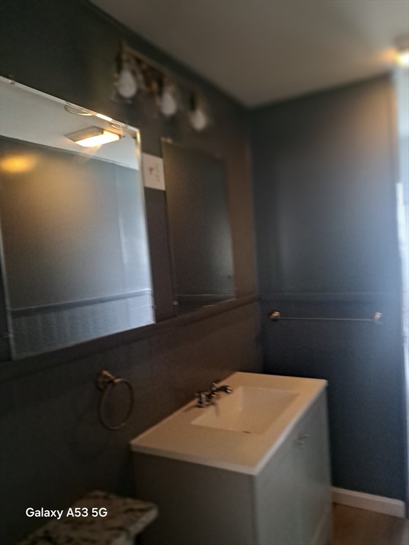 171 Vernon Street, Unit 3 Worcester, MA 01610 - Photo 17 of 40