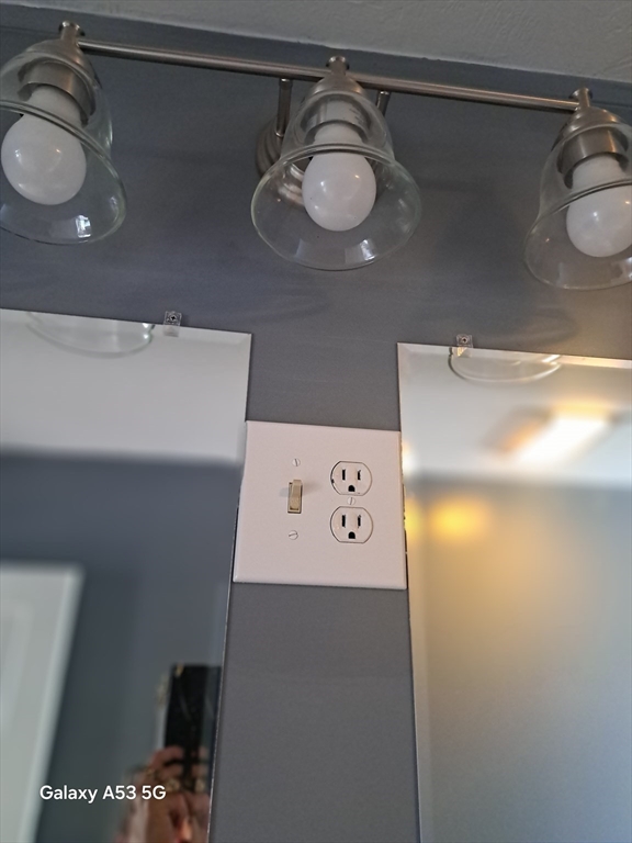 171 Vernon Street, Unit 3 Worcester, MA 01610 - Photo 18 of 40