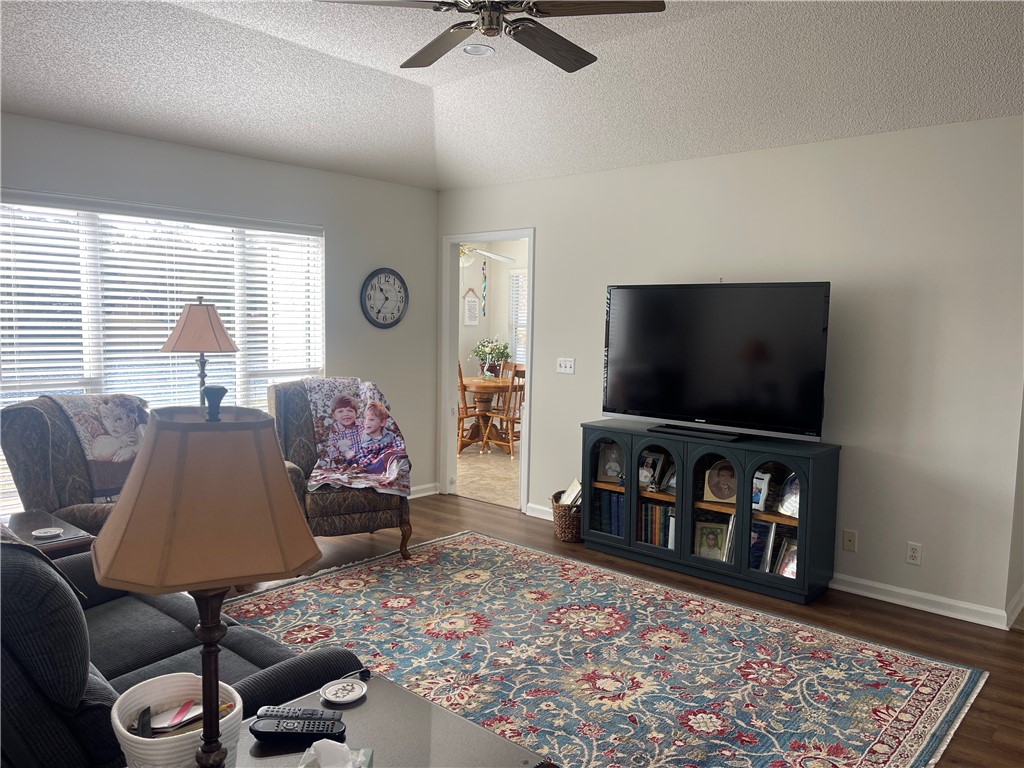 209 Cardinal Road Brunswick, GA 31525 - Photo 23 of 45