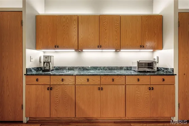 $300,000 | 4530 McPherson Avenue, Unit 1E, St. Louis, MO 63108