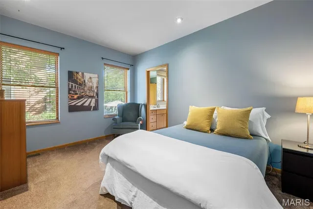 $300,000 | 4530 McPherson Avenue, Unit 1E, St. Louis, MO 63108