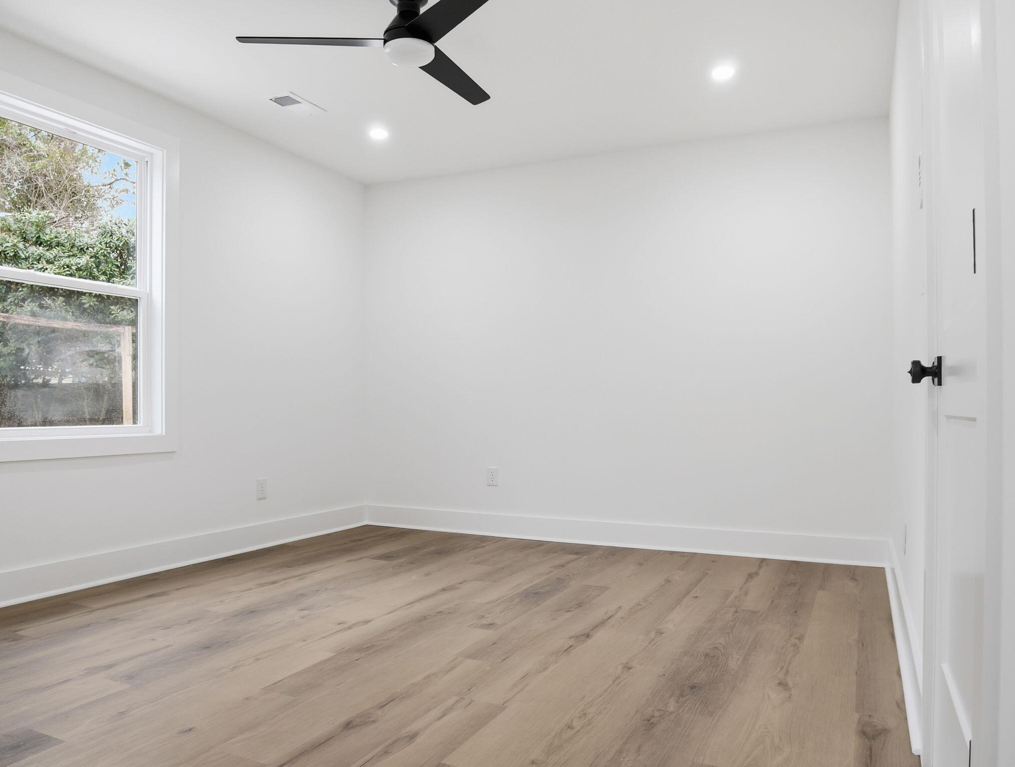 1740 Walpole Way Johns Island, SC 29455 - Photo 19 of 35 29-web-or-mls-P1050263 Jack Hazel