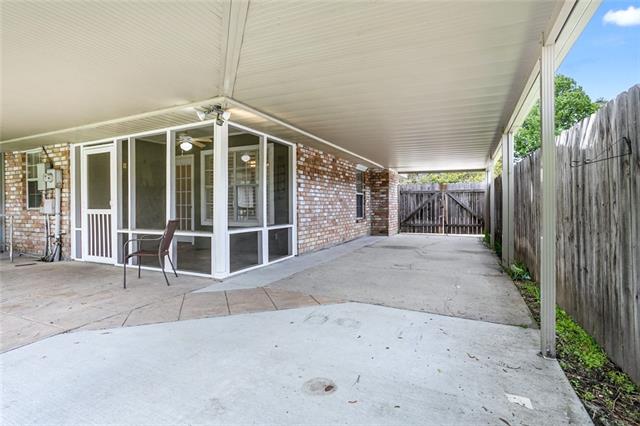 610 Bon Temps Roule Mandeville, LA 70471 - Photo 13 of 15