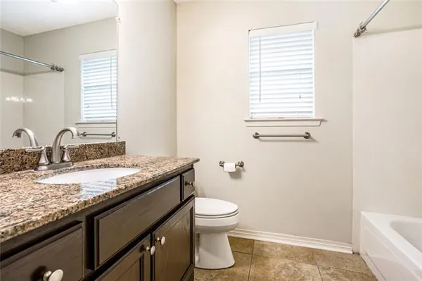 $2,050 | 610 Bon Temps Roule, Mandeville, LA 70471