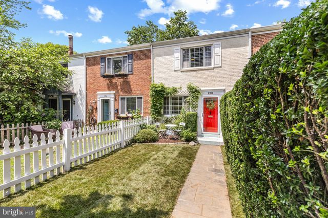 $764,000 | 128 East Rosemont Avenue, Alexandria, VA 22301