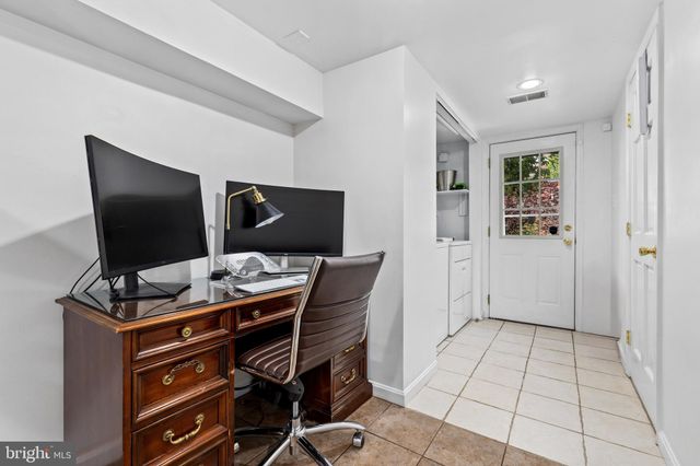 $764,000 | 128 East Rosemont Avenue, Alexandria, VA 22301