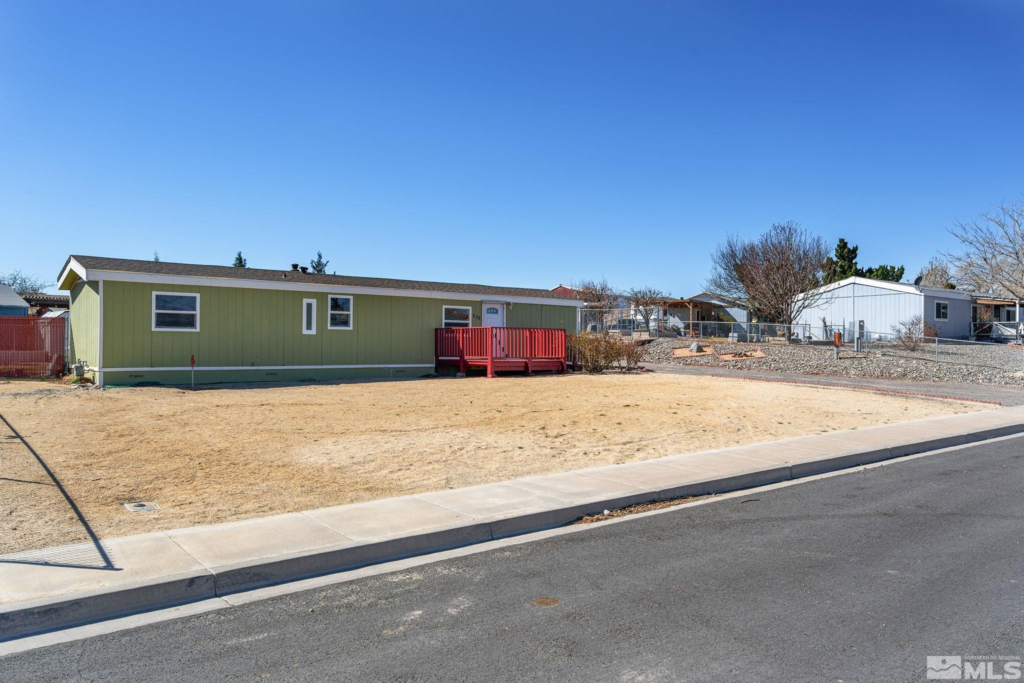 829 Silver Way Fernley, NV 89408 - Photo 2 of 21 Photo 2