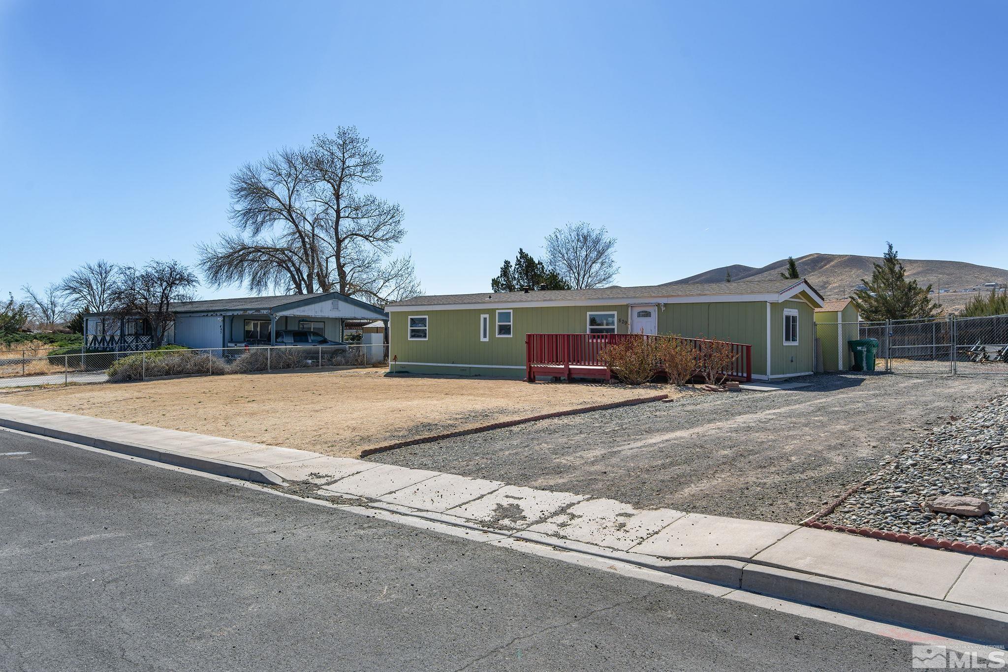 829 Silver Way Fernley, NV 89408 - Photo 3 of 21 Photo 3