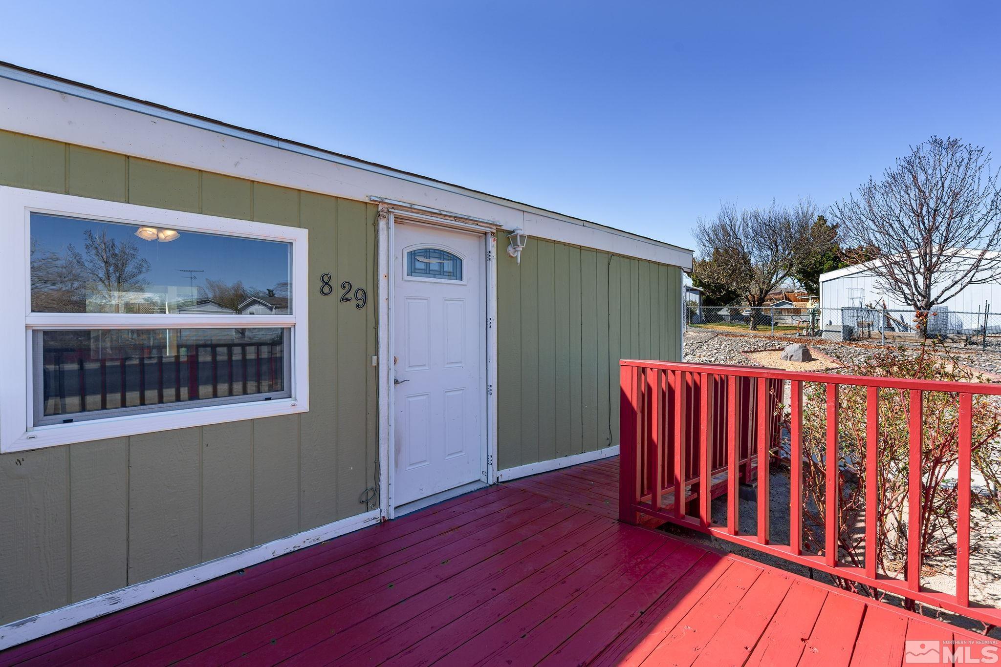 829 Silver Way Fernley, NV 89408 - Photo 4 of 21 Photo 4